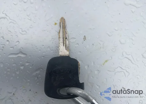 2000 Ford F-150 Lariat/Work Series/Xl/Xlt z USA, uszkodzony, nr VIN 2FTRX18L4YCA36883